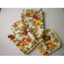 Microwave Oven Glove Set with Heat Mat and Apron